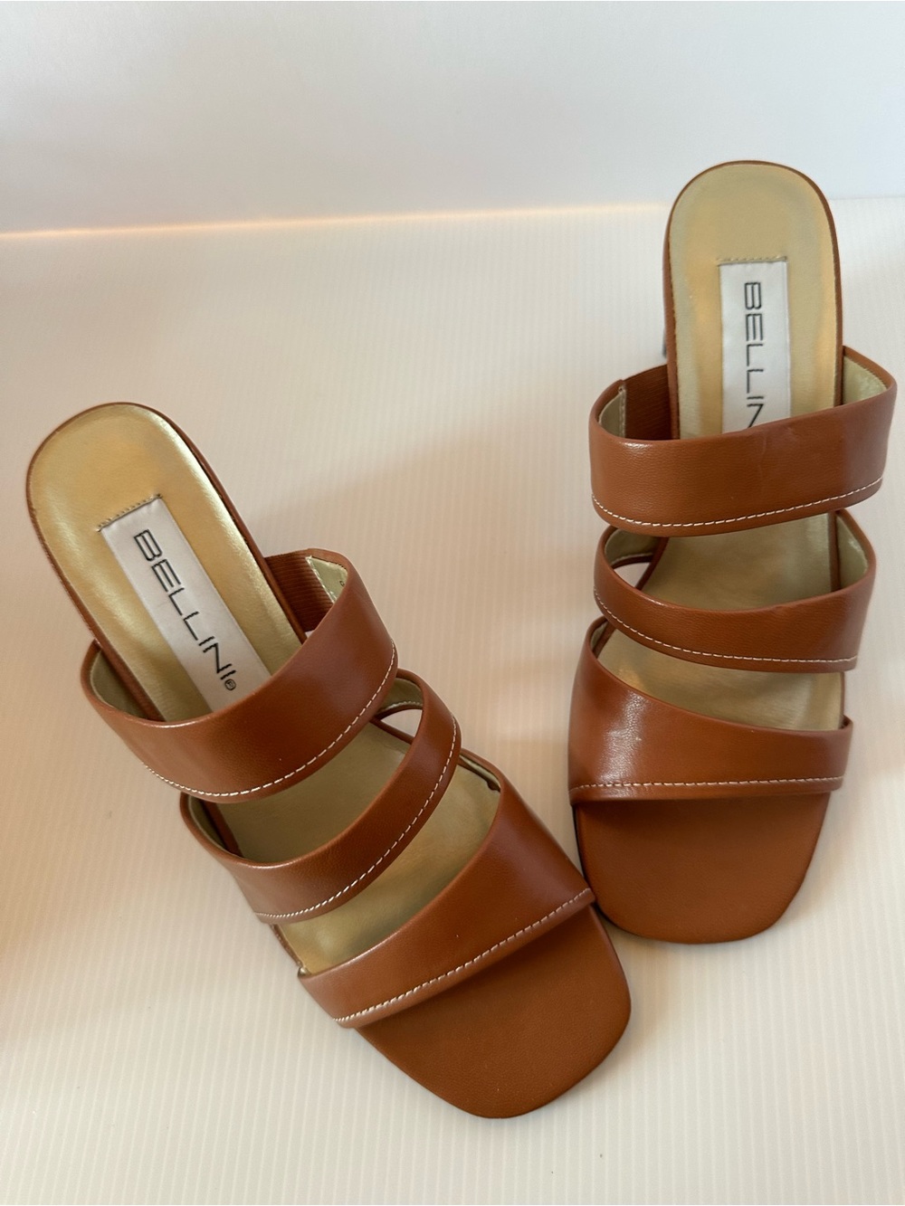 Vintage Bellini Glenda Leather Wedge Sandals Luggage Tan NIB Women’s 7.5M
